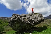 75 Susi dall'alto del masso erratico